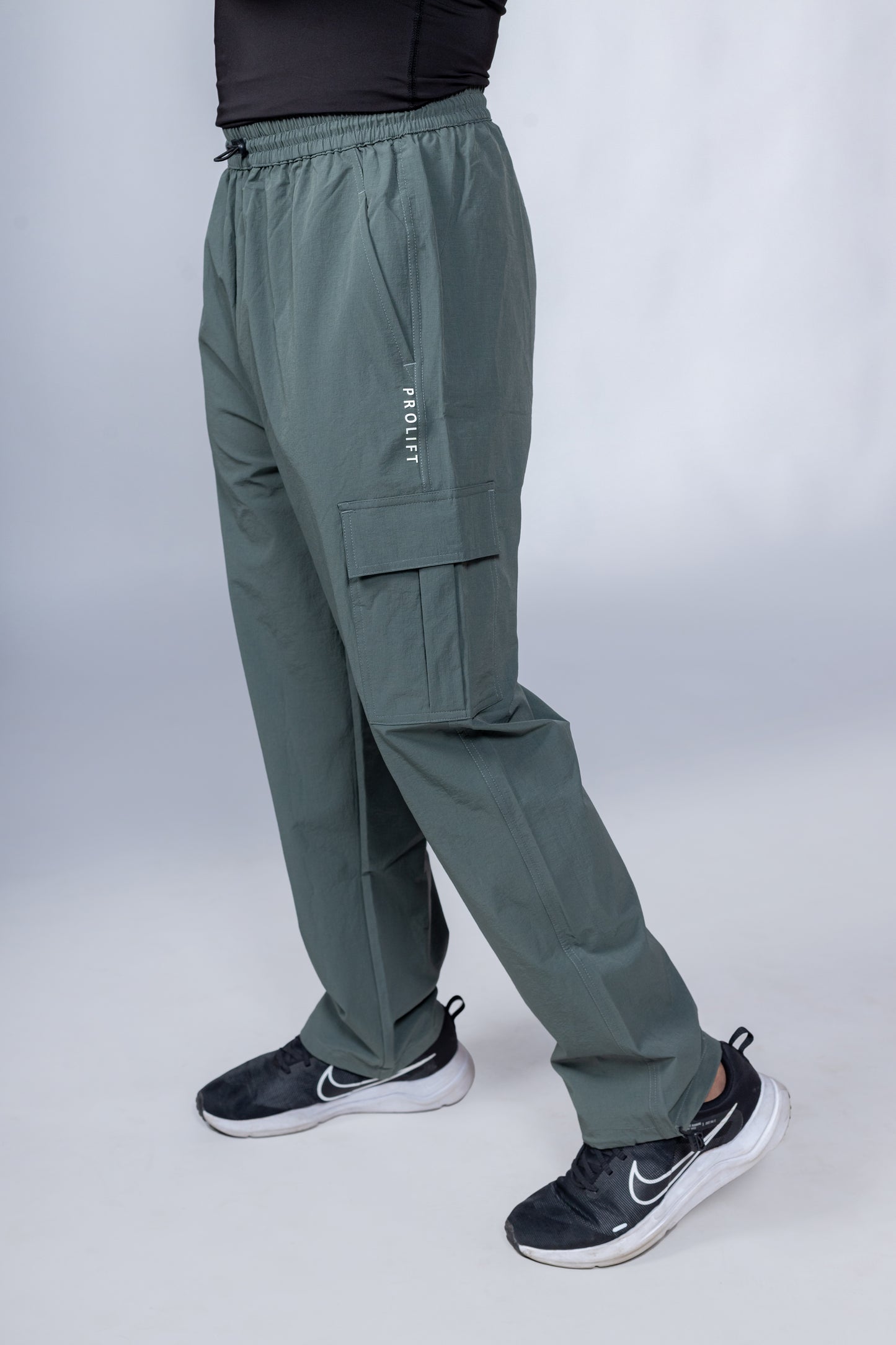 OVERSIZED CARGO PANTS