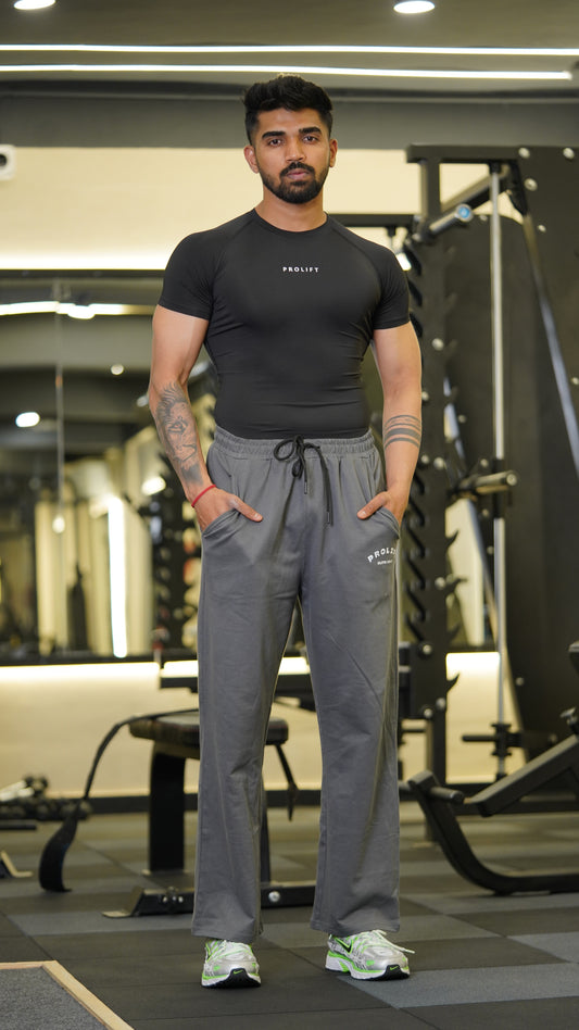 BLACK COMPRESSION AND GREY TRACKPANTS