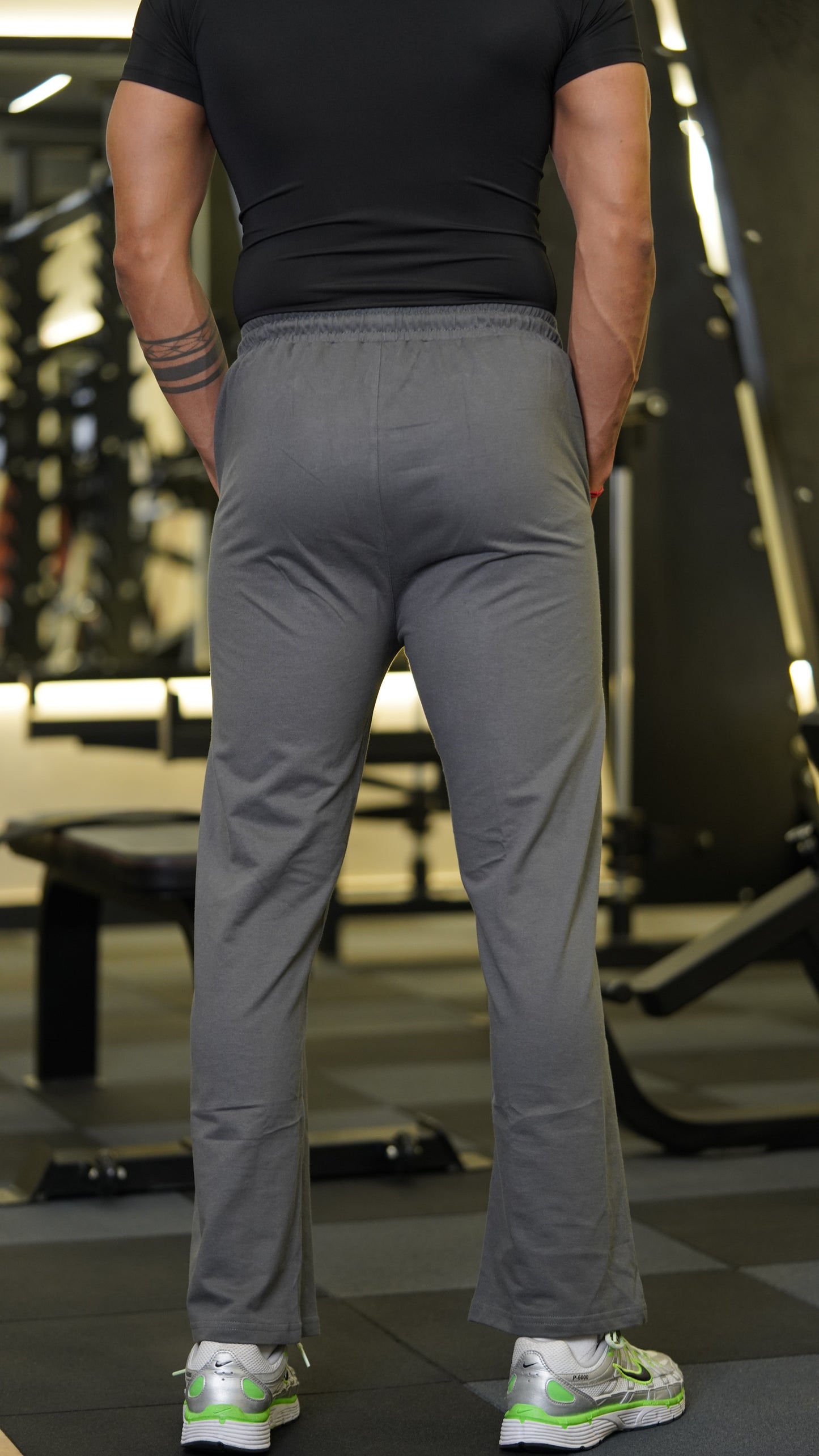 PROLIFT OVERSIZED GREY TRACKPANTS