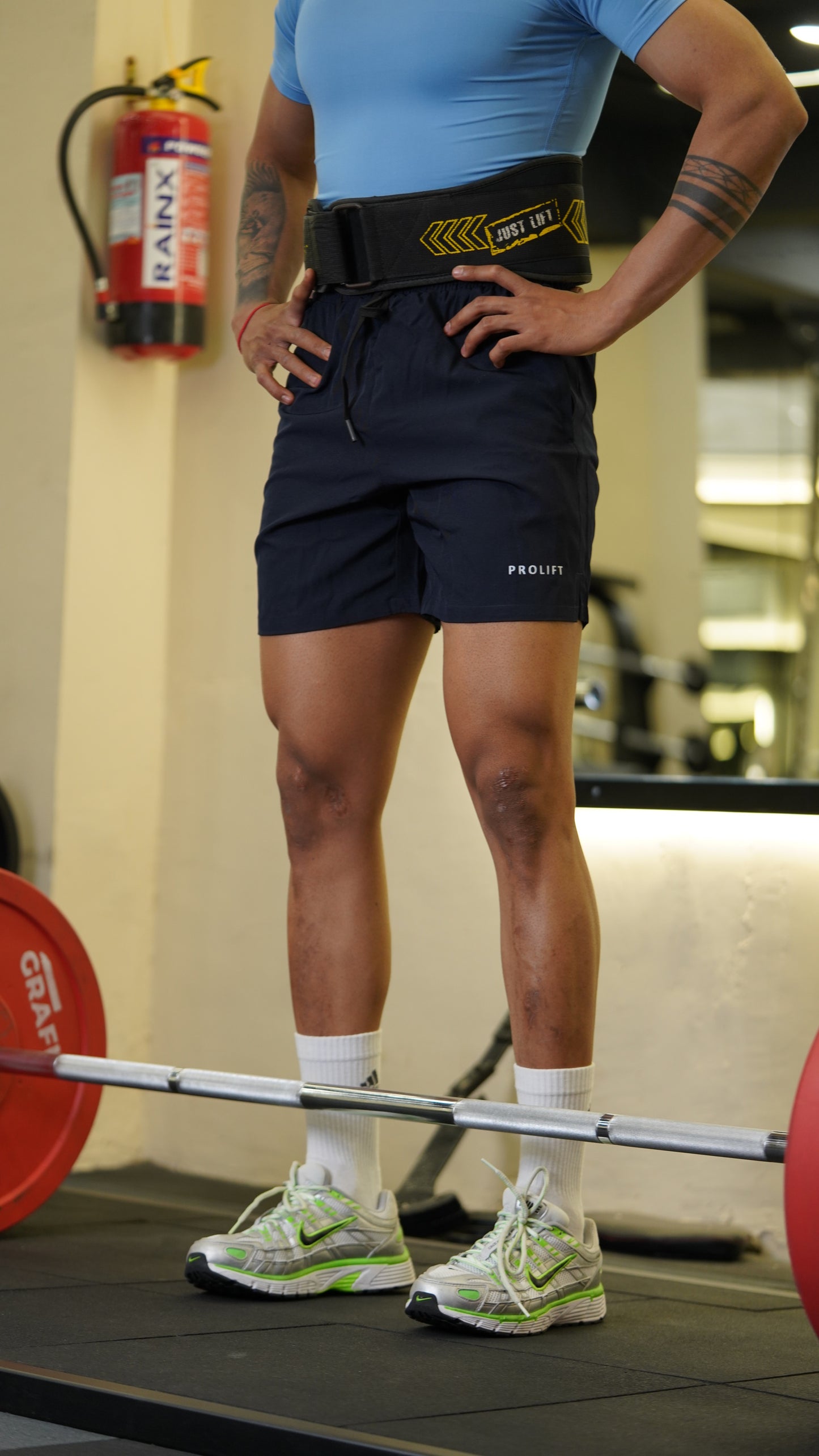 MENS NAVY BLUE SHORTS WITH ZIPPER POCKETS