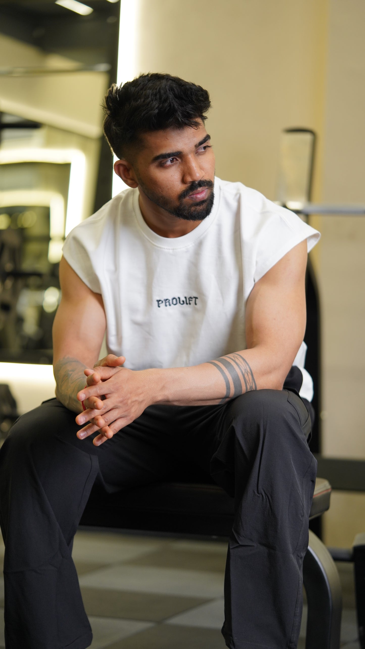 OVERSIZED CARGO PANTS - BLACK